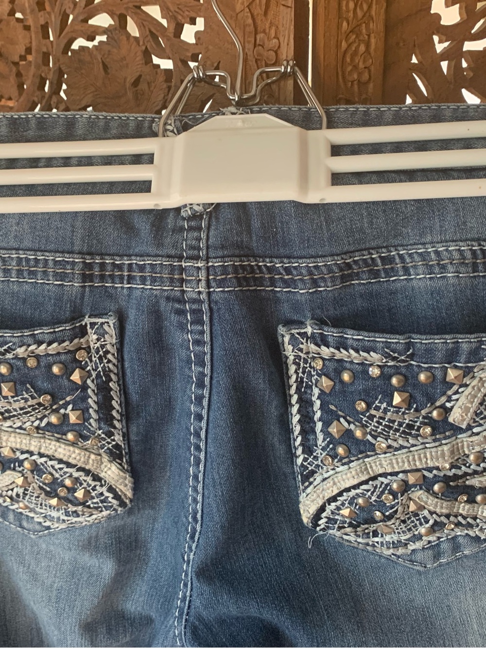 Blue Washed Cropped Denim Capri Jeans